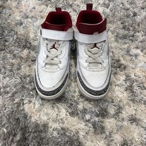 Kids Jordan Sneakers Size 3